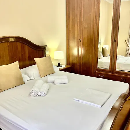 Iljazi's Appartement *